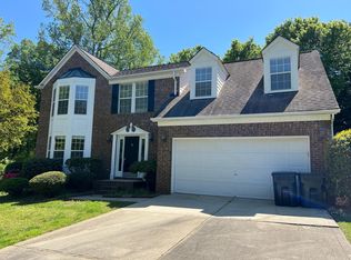 9040 Tayside Ct, Huntersville, NC 28078
