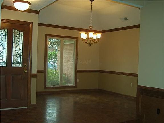 2nd image of 1308 Sandy Stone Ln