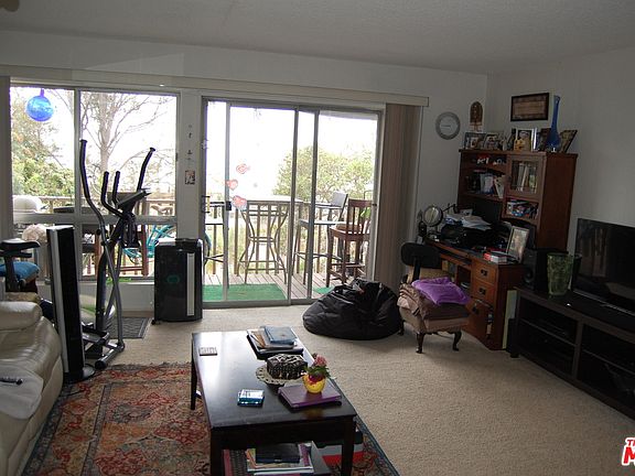 5th image of 1565 Guy St #67
