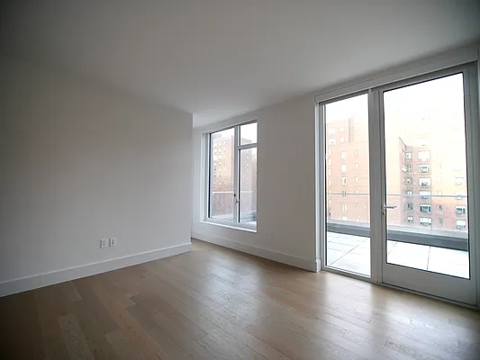 Rented by Extell Marketing Group LLC | media 31