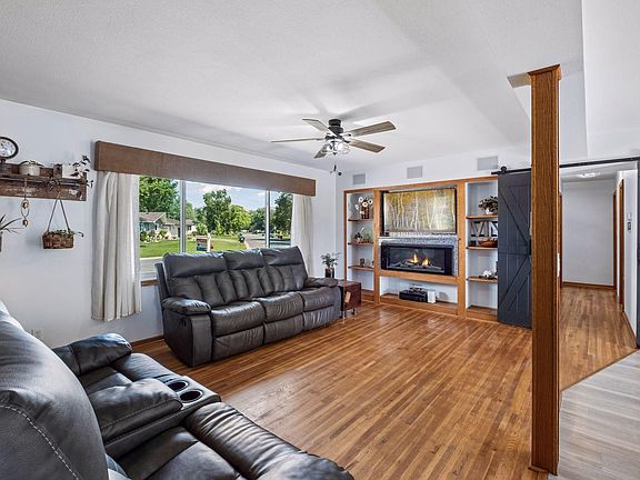 3rd image of 2134 Shale Ln
