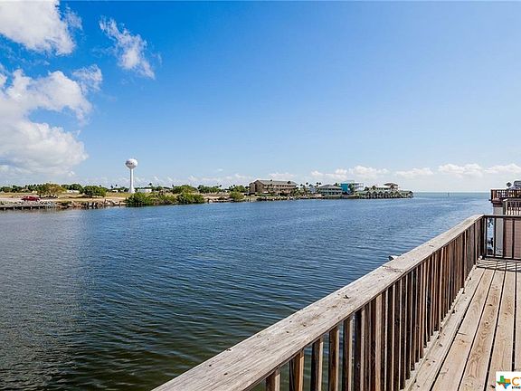 3rd image of 431 S Harbor Dr