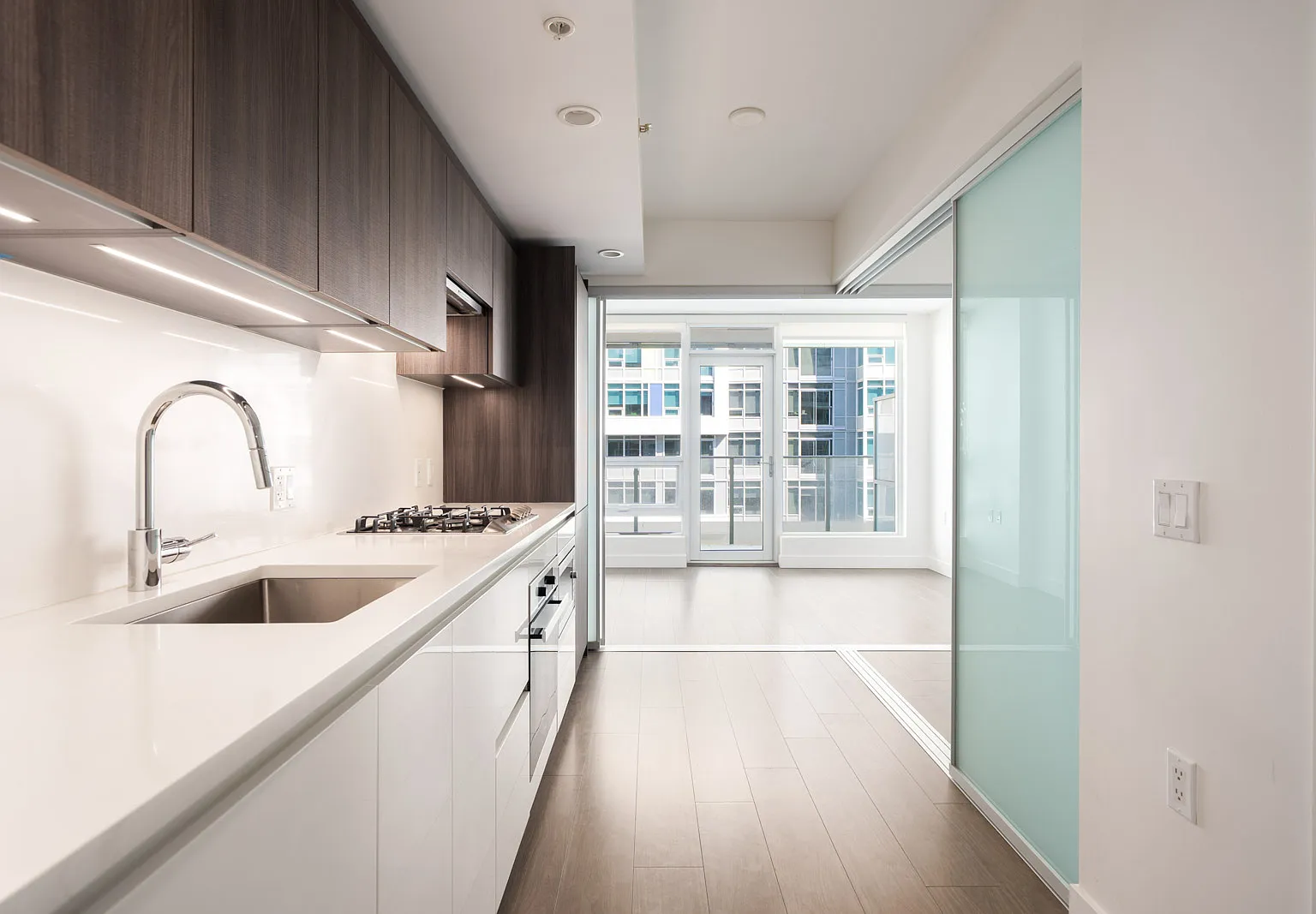 1 bed, 424 sqft, $2,000 — Photo 2