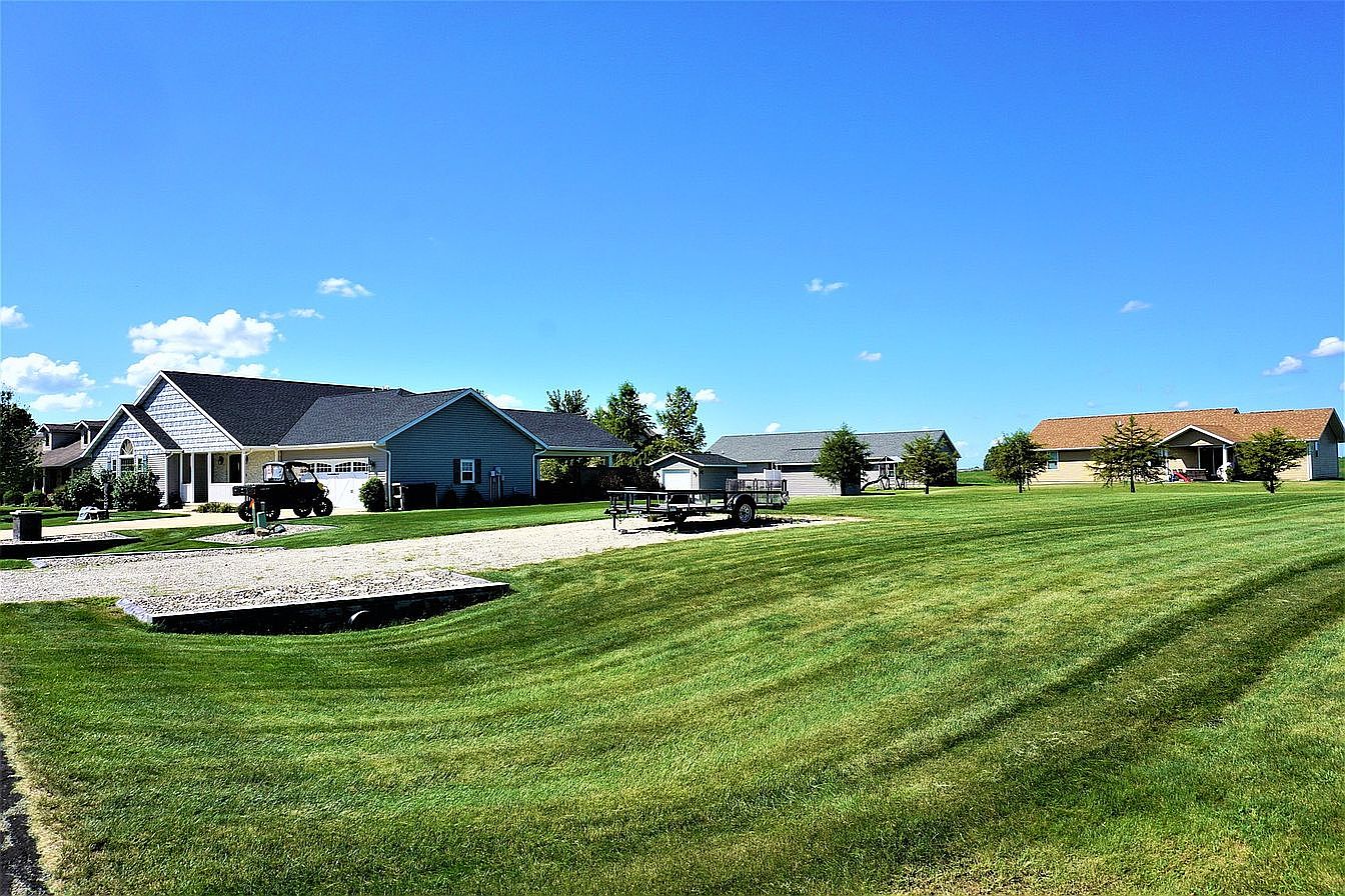 505 N West St, Gifford, IL 61847 Zillow