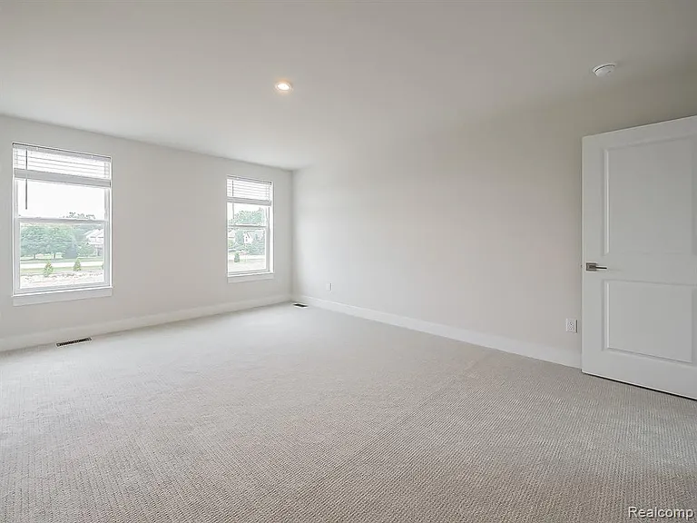 5169 Poppydrew Ln — Photo 37