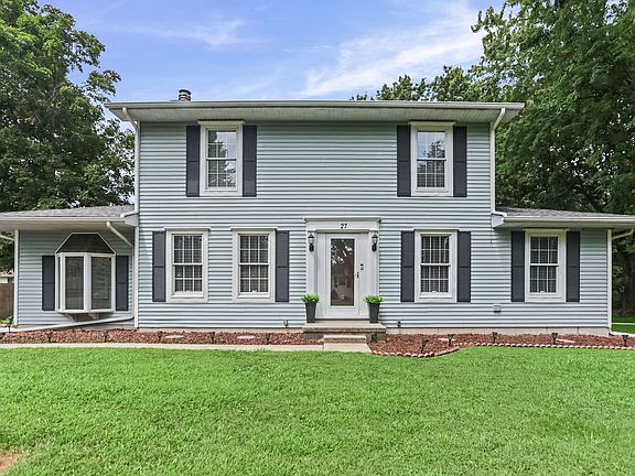 2nd image of 27 Bel Air Dr