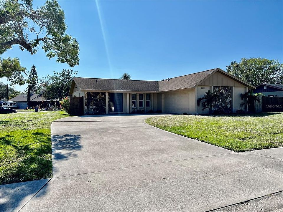 1st image of 2812 Indianwood Dr