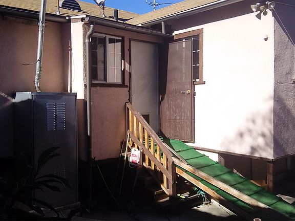 5th image of 3124 Pueblo Ave