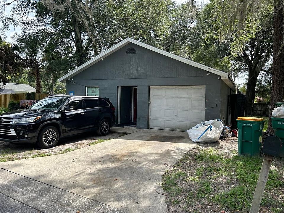 1st image of 403 Benton Ln