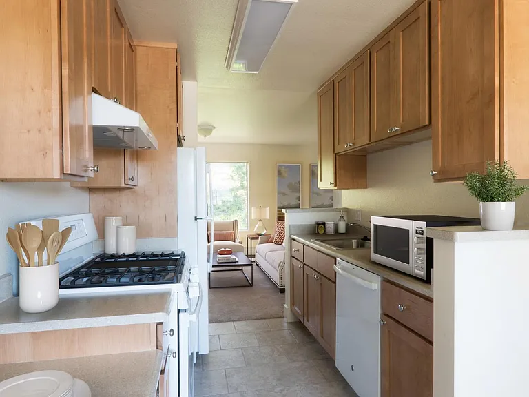 1707 Brooks St #A — Photo 4