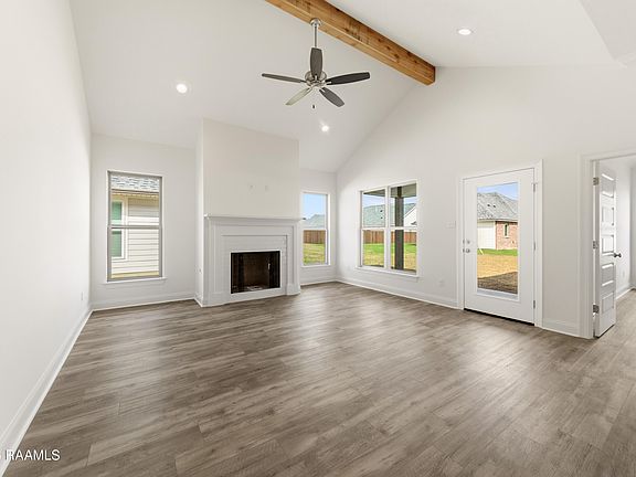 2nd image of 112 Lilian Ln