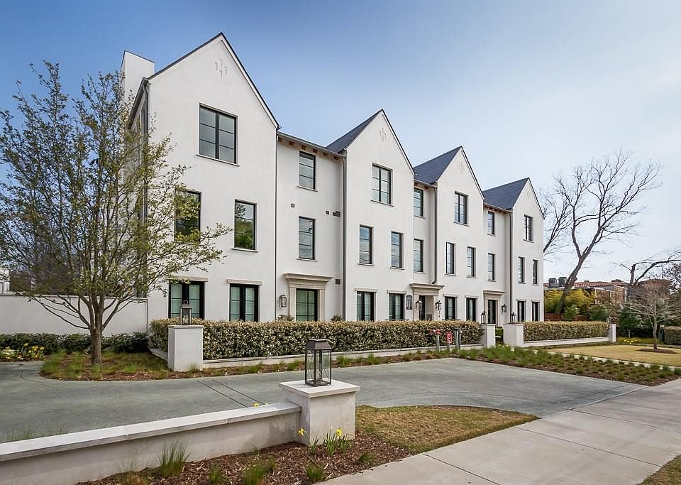 1st image of 4502 Abbott Ave #215