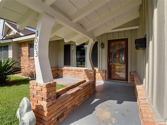 2nd image of 1003 Hansel Dr