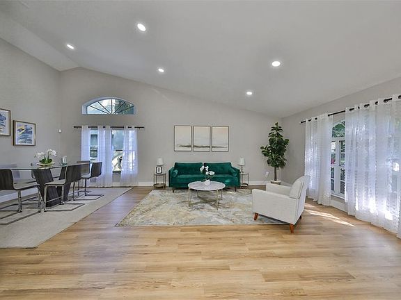 5th image of 9309 HAMPSHIRE PARK DRIVE