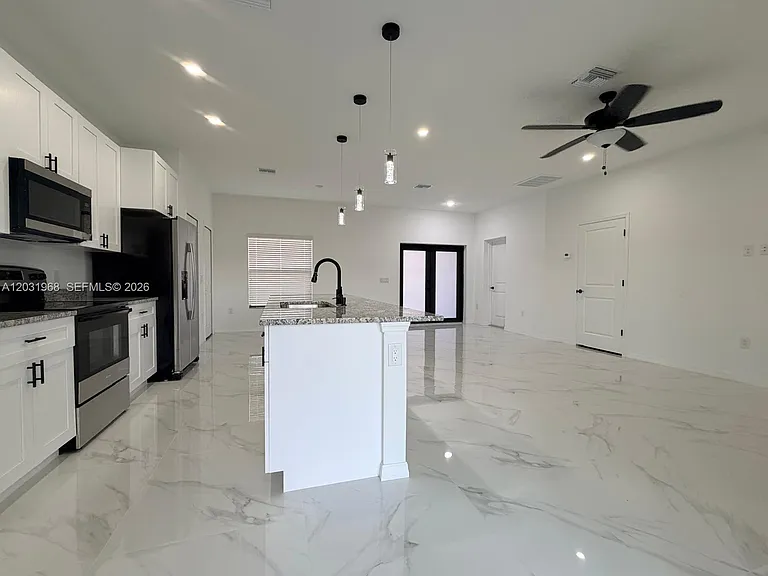 2706 72nd St W — Photo 6