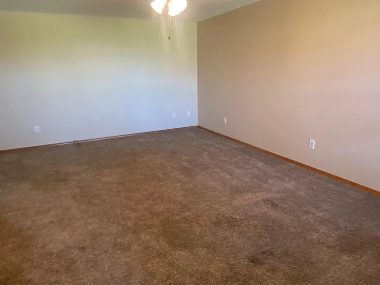 5518 S Daniel St — Photo 3