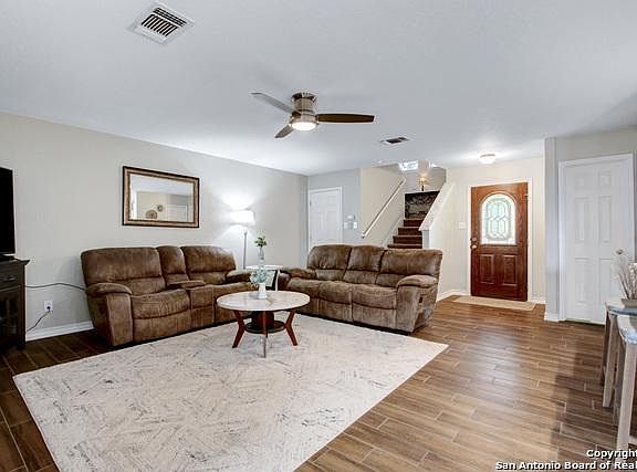 4th image of 8815 Veranda Ct