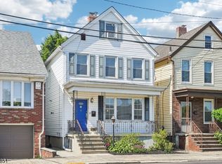 414 Hancock Pl, Fairview, NJ 07022