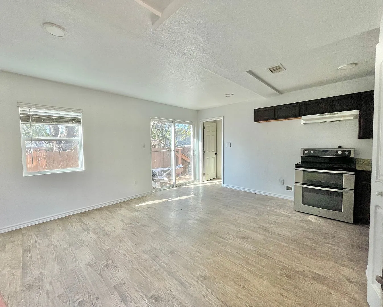 Rivas 1033 - 78207 — Photo 2