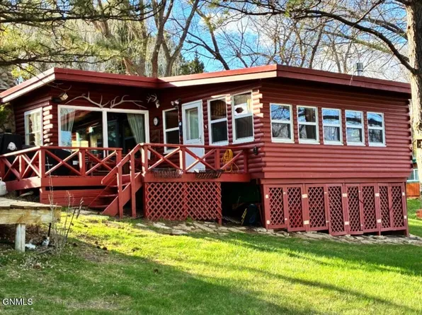 23 Pike Point, Elgin, ND 58533