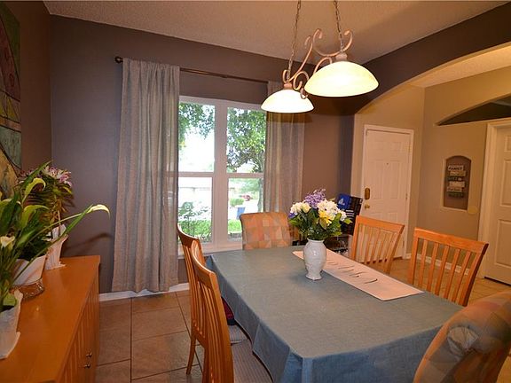 4th image of 1309 Windy Bluff Dr