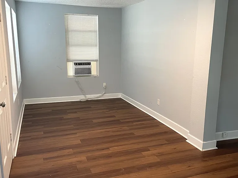 9 Blanche Ln — Photo 3