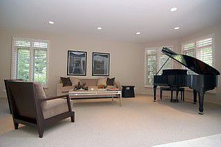 1st image of 1336 Linden Ave