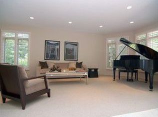1336 Linden Ave, Highland Park, IL