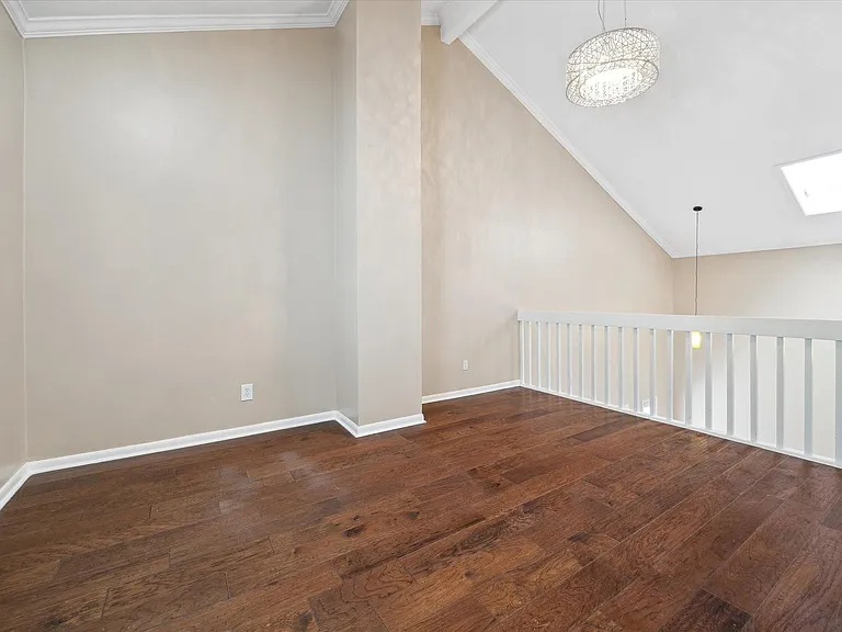 3302 Chris Dr — Photo 18