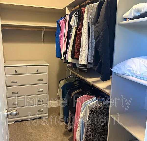 4315 N Adams St — Photo 12