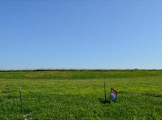 7745 Spring Creek Dr, Pleasant Hill, IA 50327