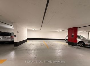 25 Neighbourhood Ln #P2-B34, Toronto, ON