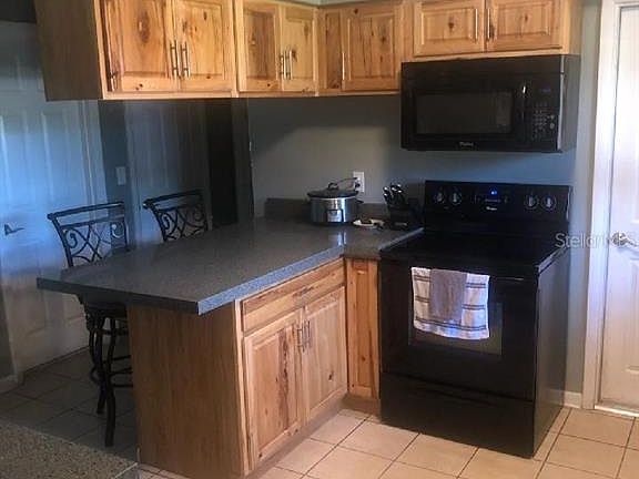 3rd image of 2073 Jessamine Ct