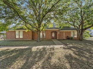 1826 McLennan Crossing Rd, Woodway, TX 76712