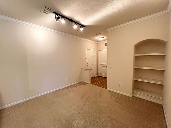 3rd image of 8290 Gate Pkwy W Unit 309