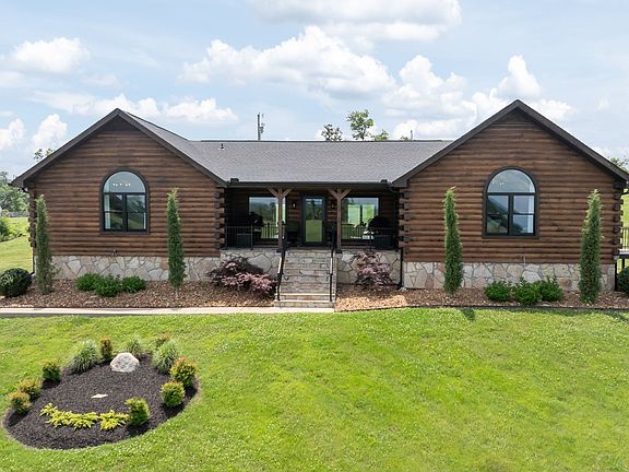 4th image of 1782 Blackburn Ln