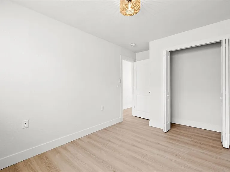 13388 1st St E #C — Photo 7