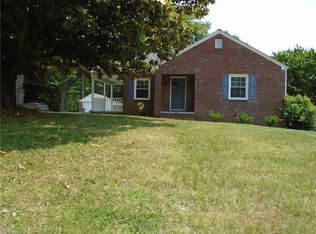 1437 Richardson Dr, Reidsville, NC 27320