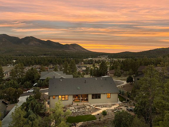 5th image of 2672 Ridgewood Way