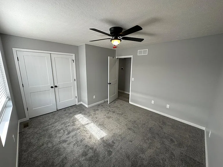 8220 Yankee Woods Dr — Photo 9