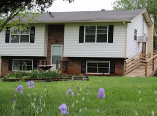 185 Scenic Cir, Tellico Plains, TN 37385