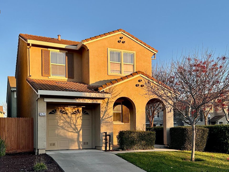 1st image of 2473 Huckleberry Cir