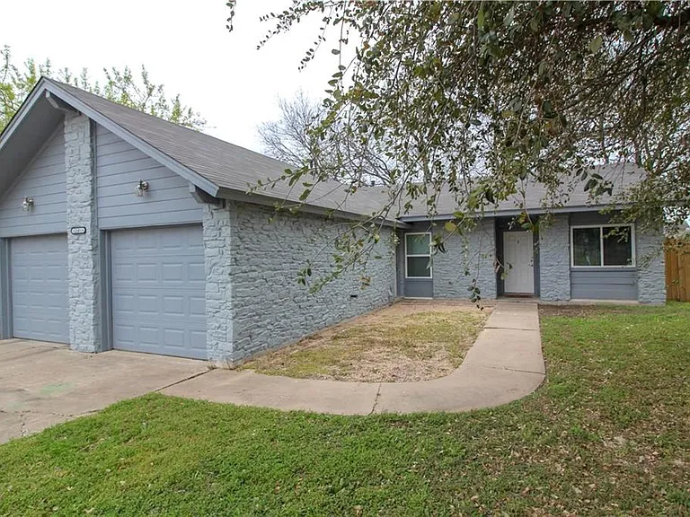 2101 Lemon Dr #B — Photo 1