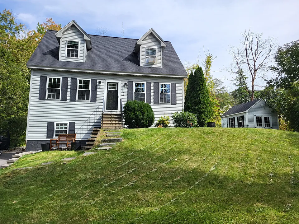 3 Baxter Ln