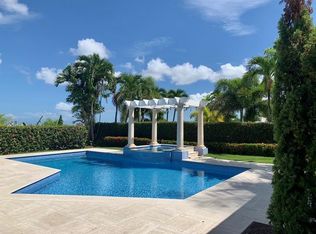 3 Calle Orquidea, Guaynabo, PR 00966