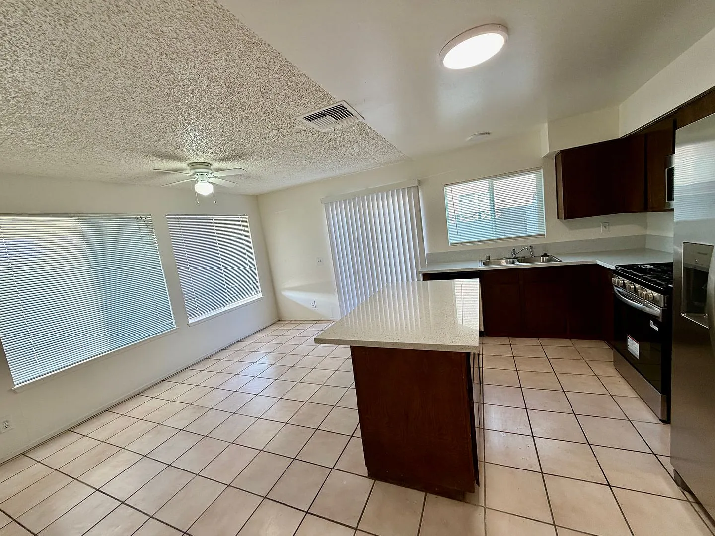 Remodeled 3 Bedroom Home — Photo 4