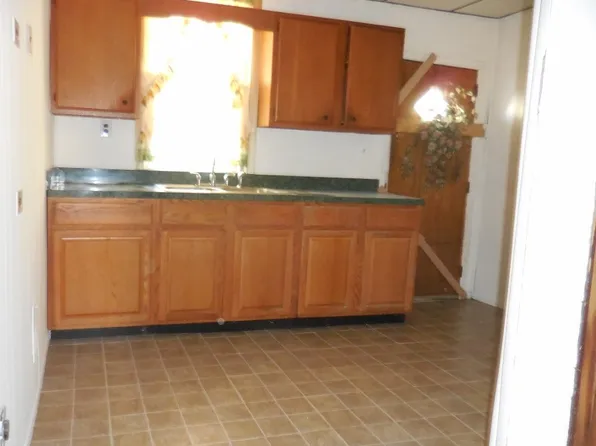 1125 Thomas St, Chester, PA 19013