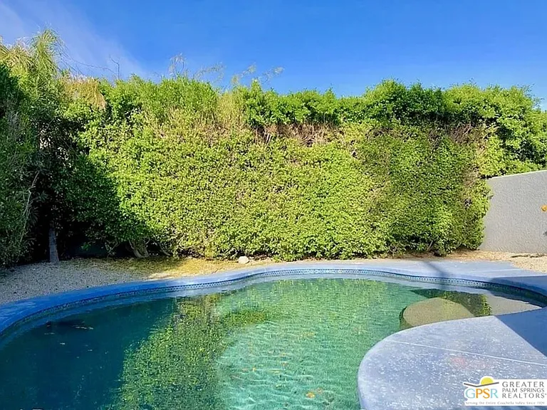 123 W San Carlos Rd — Photo 15