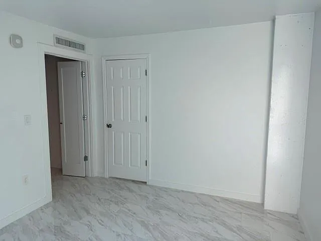 2 bed, 2.0 bath, 1228 sqft, $2,200 — Photo 2