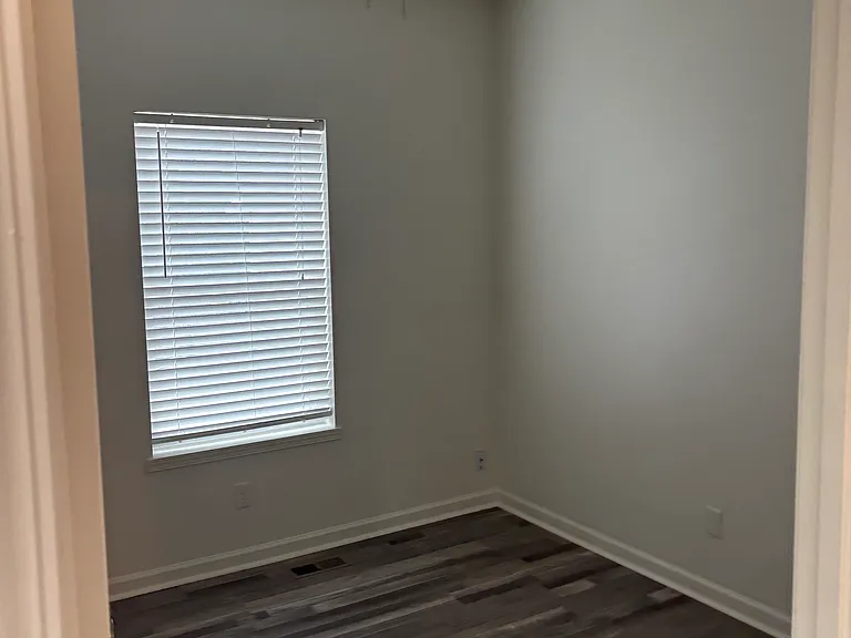 603 W Seminary Ave #A — Photo 5